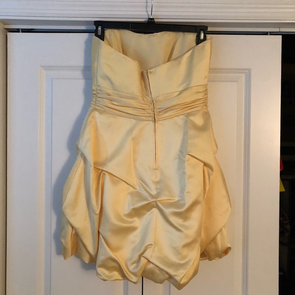 Short yellow bridesmaids dress - Picture 3 of 3